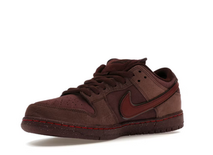 Nike SB Dunk Low City of Love Bordeaux Crush