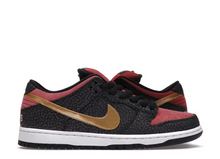 Charger l&#39;image dans la galerie, Nike SB Dunk Low Walk of Fame Brooklyn Projects
