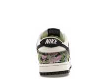 Charger l&#39;image dans la galerie, Tapisserie florale Nike Dunk Low
