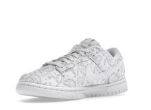 Charger l&#39;image dans la galerie, Nike Dunk Low Blanc Paisley
