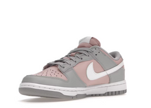 Charger l&#39;image dans la galerie, Nike Dunk Low Rose Oxford
