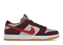 Charger l&#39;image dans la galerie, Nike SB Dunk Low Skate comme une fille
