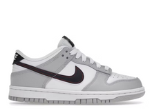 Charger l&#39;image dans la galerie, Nike Dunk Low SE Jackpot
