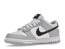 Charger l&#39;image dans la galerie, Nike Dunk Low SE Jackpot
