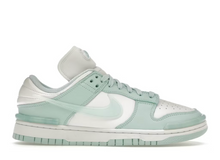 Charger l&#39;image dans la galerie, Nike Dunk Low Twist
