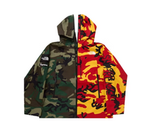 Load image into Gallery viewer, Supreme The North Face Split Taped Seam Shell Jacket Camo
