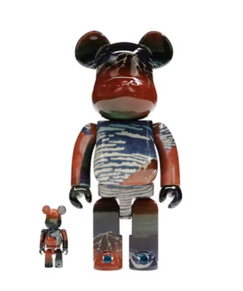 Bearbrick Katsushika Hokusai (Trente-six vues de Tomitake, vent fin, matin clair) 100 % et 400 %