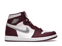 Charger l&#39;image dans la galerie, Jordan 1 Retro High OG Bordeaux
