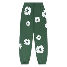 Load image into Gallery viewer, Denim Tears The Cotton Wreath Sweatpants Green
