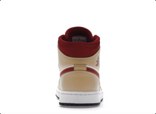 Charger l&#39;image dans la galerie, Jordan 1 Mid Curry clair cardinal
