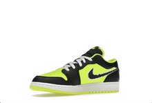 Load image into Gallery viewer, Jordan 1 Low SE Black Cat Volt
