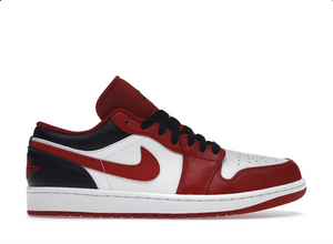 Jordan 1 Low Bulls