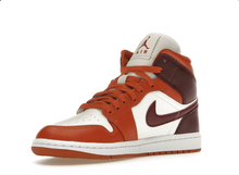 Charger l&#39;image dans la galerie, Jordan 1 Mid Dusty Peach Bordeaux Nuit
