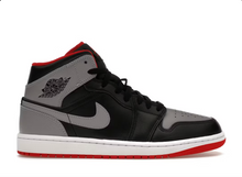 Charger l&#39;image dans la galerie, Jordan 1 Mid Bred Shadow
