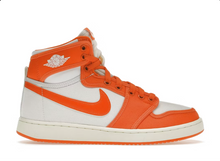 Charger l&#39;image dans la galerie, Jordan 1 Retro AJKO Rush Orange
