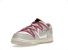 Charger l&#39;image dans la galerie, Lot de 30 paires de Nike Dunk Low Off-White
