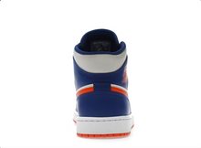 Load image into Gallery viewer, Jordan 1 Mid Knicks
