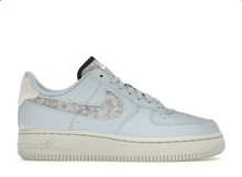 Charger l&#39;image dans la galerie, Nike Air Force 1 Low &#39;07 SE Bleu armurerie clair
