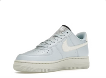 Charger l&#39;image dans la galerie, Nike Air Force 1 Low &#39;07 SE Bleu armurerie clair
