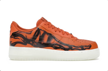 Charger l&#39;image dans la galerie, Nike Air Force 1 Low Orange Squelette Halloween (2020)
