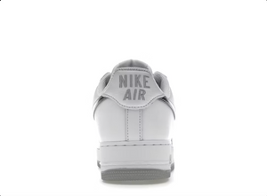 Nike Air Force 1 '07 Low Couleur du mois Blanc Métallique Argent