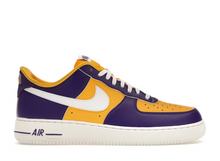 Charger l&#39;image dans la galerie, Nike Air Force 1 Low Soyez fidèle à son école LSU
