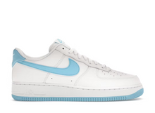 Charger l&#39;image dans la galerie, Nike Air Force 1 Low &#39;07 Blanc Bleu Aquarius
