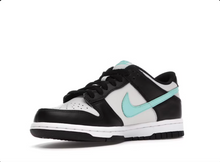 Charger l&#39;image dans la galerie, Nike Dunk Low Light Bone Tropical Twist
