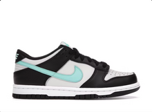 Charger l&#39;image dans la galerie, Nike Dunk Low Light Bone Tropical Twist
