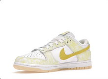 Charger l&#39;image dans la galerie, Nike Dunk Low Jaune Strike
