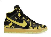 Charger l&#39;image dans la galerie, Nike Dunk High 1985 SP Jaune délavé à l&#39;acide
