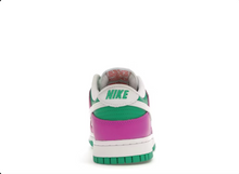 Charger l&#39;image dans la galerie, Nike Dunk Low Stadium Vert Fuchsia
