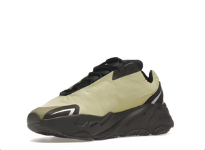 adidas Yeezy Boost 700 MNVN Résine