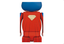 Charger l&#39;image dans la galerie, Coffret Superman Bearbrick (Batman : Hush Ver.) 100 % et 400 %
