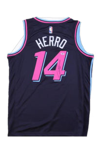 Maillot de joueur officiel signé par Tyler HERRO