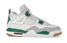 Charger l&#39;image dans la galerie, Jordan 4 Retro SB Pine Green PRÉCOMMANDE
