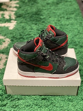 Charger l&#39;image dans la galerie, NIKE SB &#39;RESN&#39; AKA &#39;GUCCI&#39; 2009 - ÉCHANTILLON INÉDIT Taille 9 US
