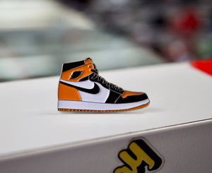 Pin's de baskets AJ1 « Shattered Backboard »