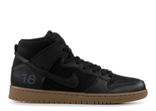 Charger l&#39;image dans la galerie, Nike SB Dunk High Antihero Brian Anderson Noir Taille 9,5 US
