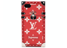 Charger l&#39;image dans la galerie, Louis Vuitton x Supreme iPhone 7 Eye Trunk Rouge
