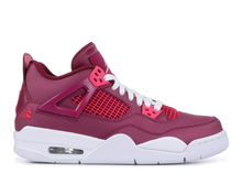 Charger l&#39;image dans la galerie, Jordan 4 Retro Saint Valentin (GS) Taille 7Y
