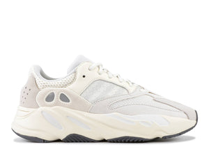 Yeezy Boost 700 Analog