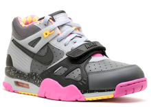 Charger l&#39;image dans la galerie, Nike Air Trainer III Bo Knows Horse Racing
