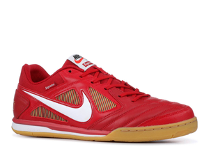 Nike SB Gato Supreme Rouge Taille 8.5 US