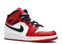 Charger l&#39;image dans la galerie, AIR JORDAN 1 MID GS « CHICAGO »
