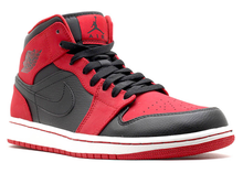 Charger l&#39;image dans la galerie, Jordan 1 Mid Bred (2013)
