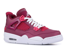 Charger l&#39;image dans la galerie, Jordan 4 Retro Saint Valentin (GS) Taille 7Y
