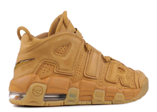 Charger l&#39;image dans la galerie, Nike Air More Uptempo Flax (GS) Taille 6,5 Y
