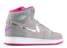 Load image into Gallery viewer, Jordan 1 Retro High Maya Moore Wolf Grey (GS) Size 4.5Y
