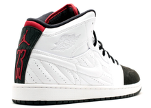 Load image into Gallery viewer, Jordan 1 Retro 99 Black Toe (2014)
